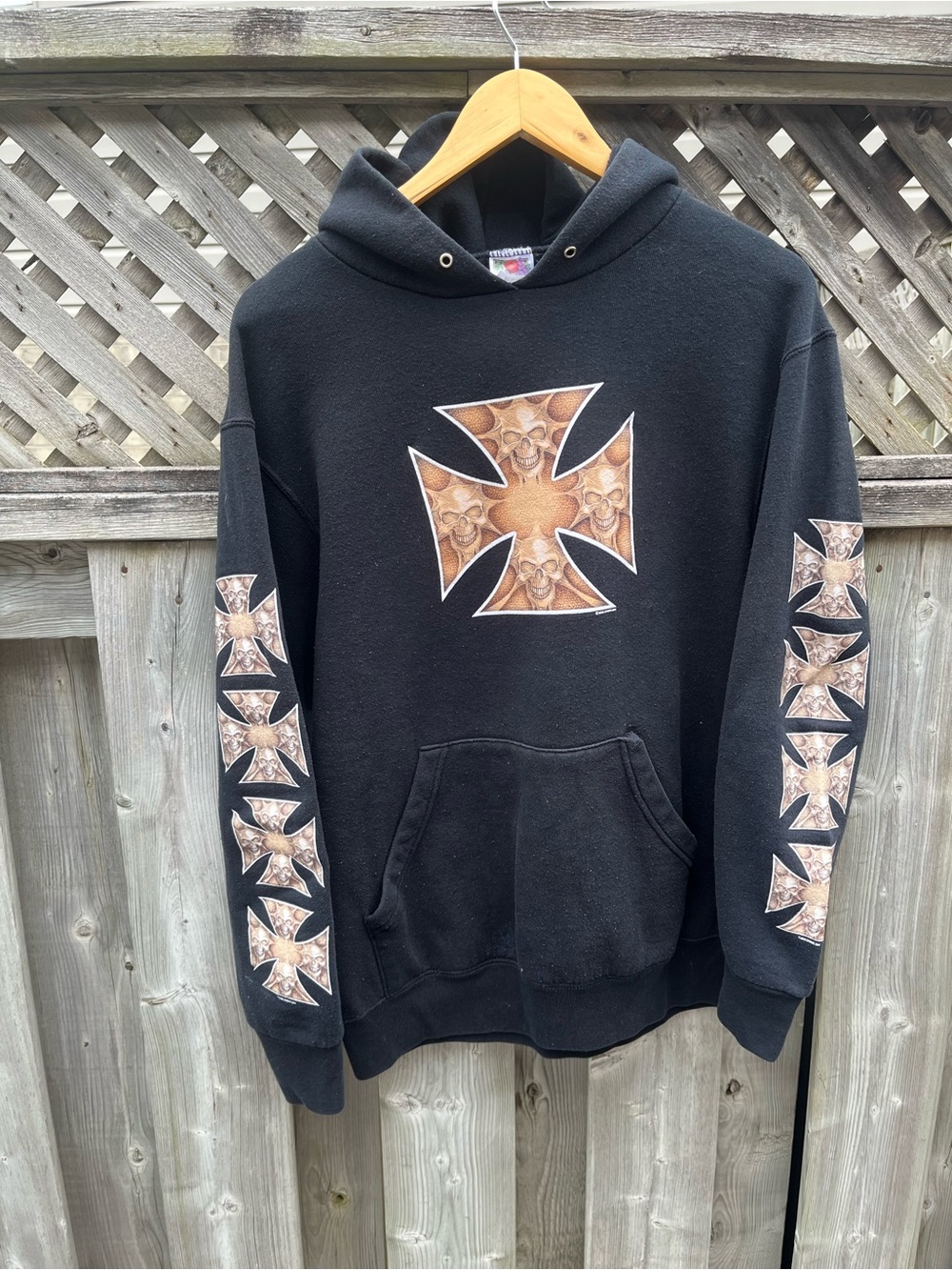Vintage skull (west coast choppers like STYLE**) graphic sleeve Hoodie